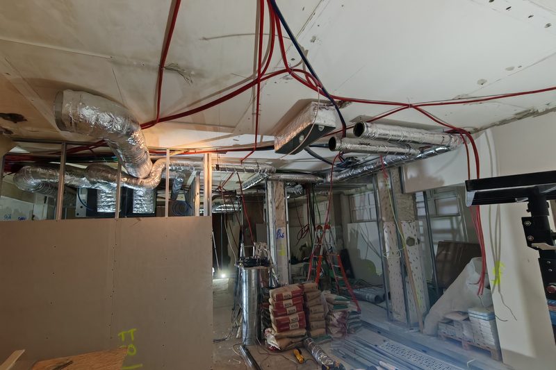 Preparação de aberturas de conduta para ligação do sistema de ventilação